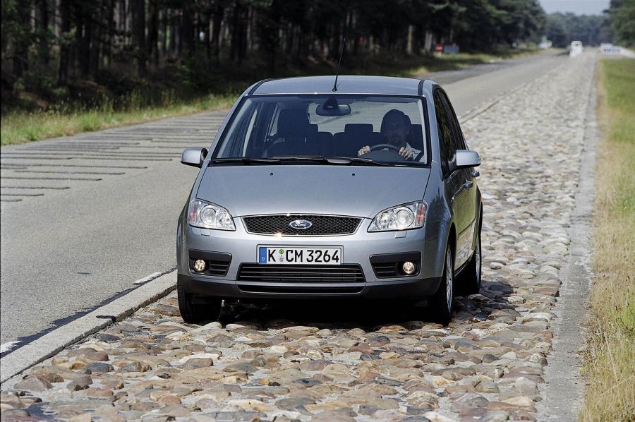  Ford Focus C-Max 2003 года  (фото 67 из 125)